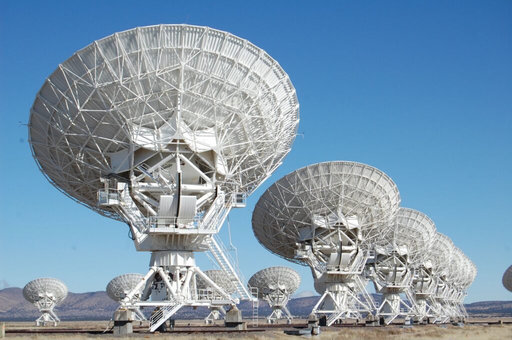 Beyond the Horizon: The Scientific Search and Cultural Fascination with Alien Life