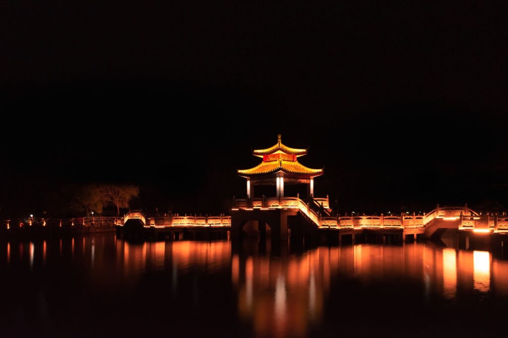 黄延秋夜行传闻:一次“外星接触”如何被讲述