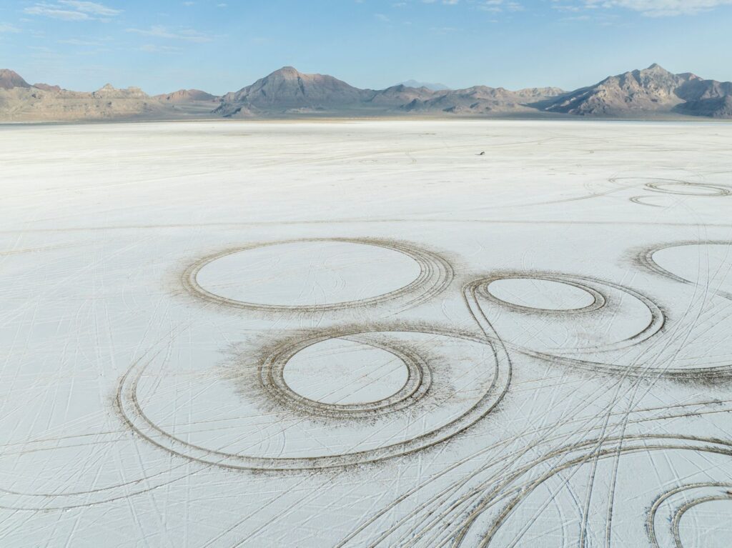 Mysteries of Nature: Earth's Greatest Unresolved Phenomena