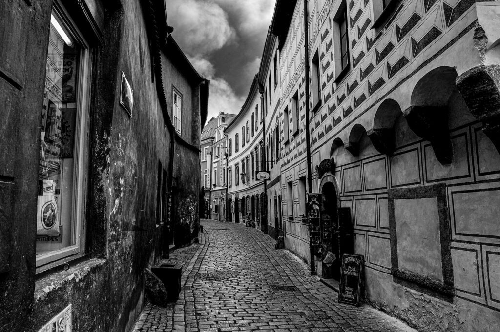 Solving the Past: The Art and Allure of the Historical Mystery